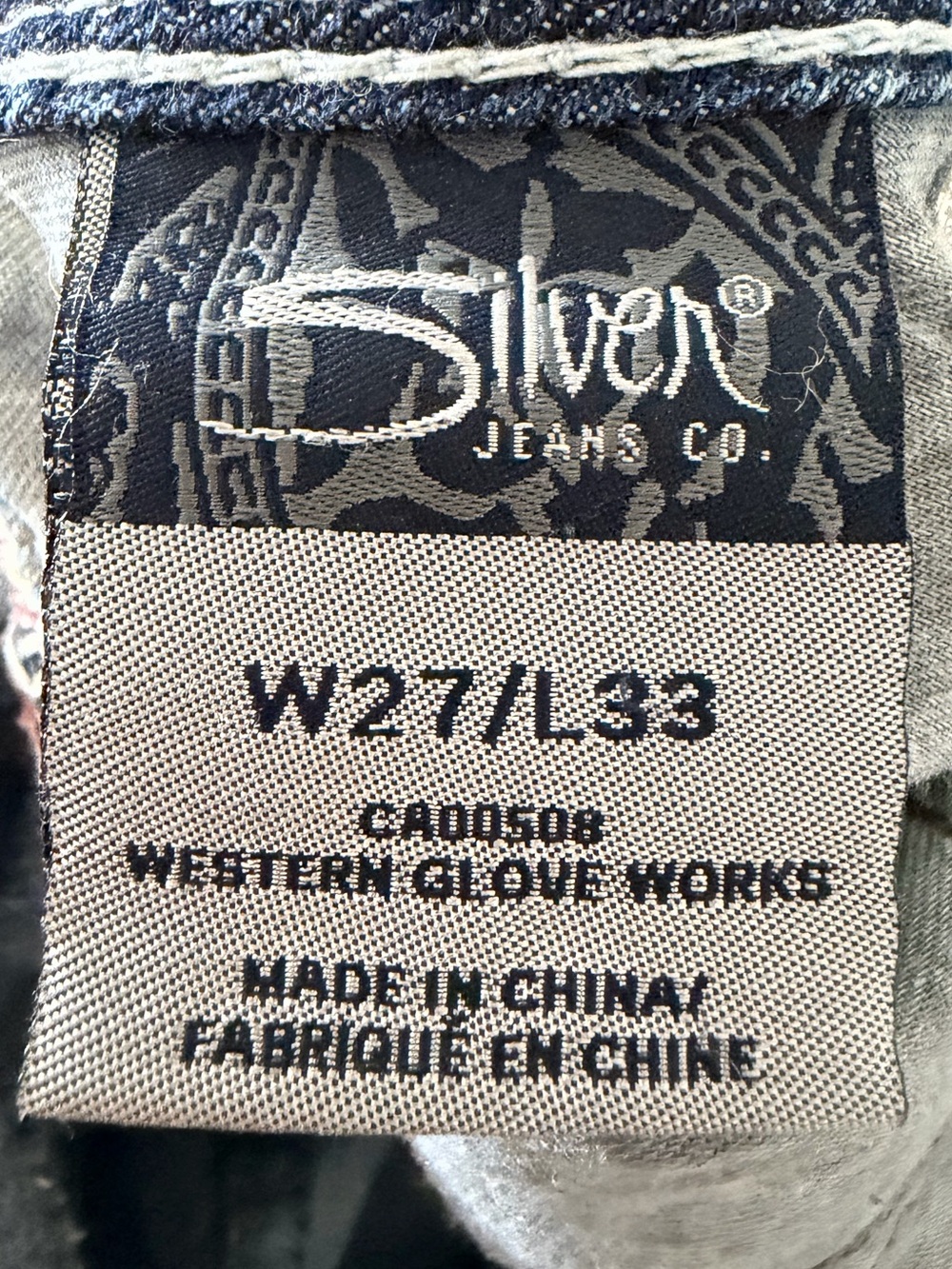 Silver Jeans - Picture 3 of 3